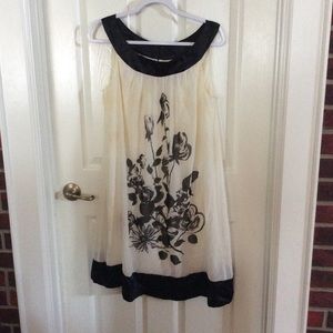 Sleeveless Shift Dress